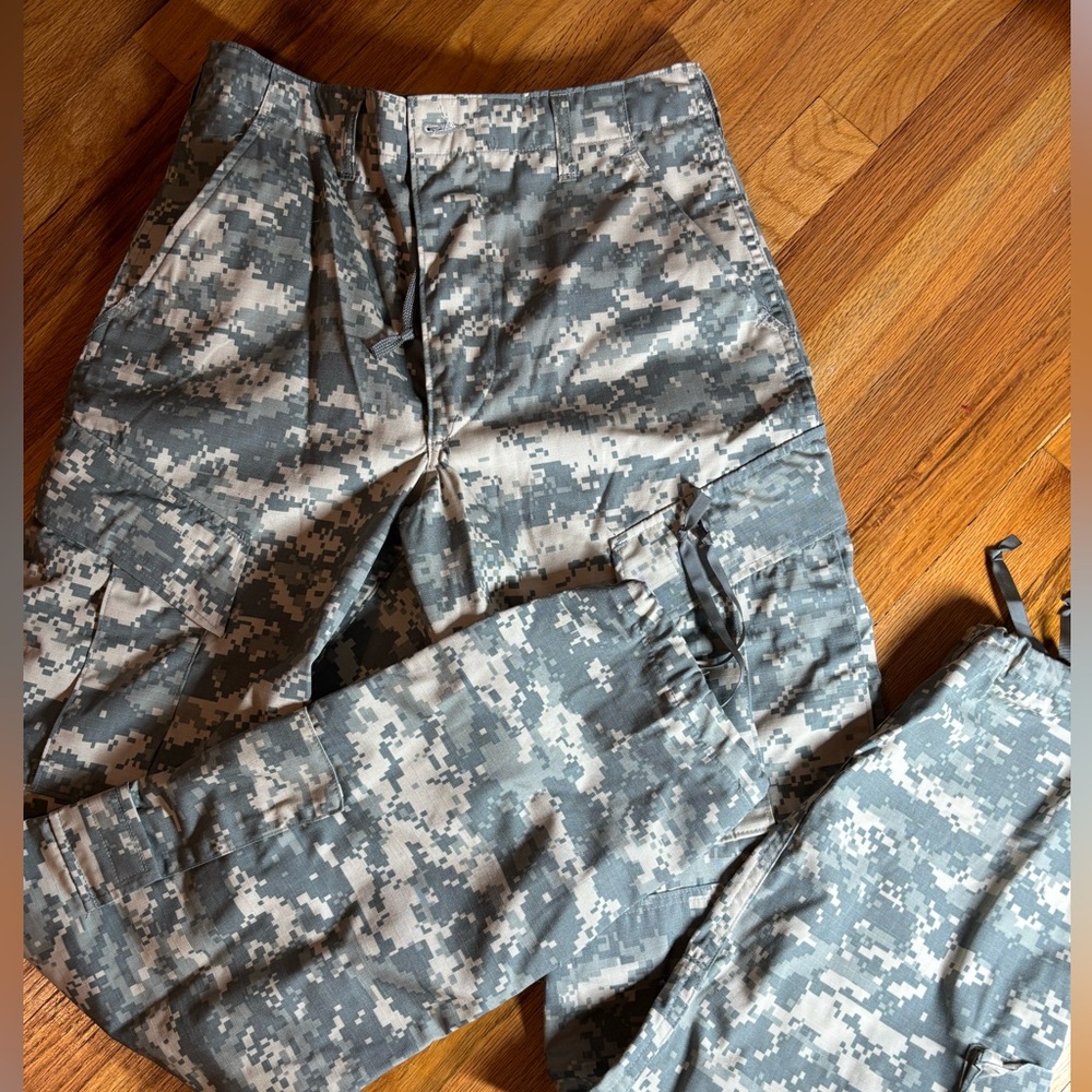 Authentic US Army Camouflage Pants